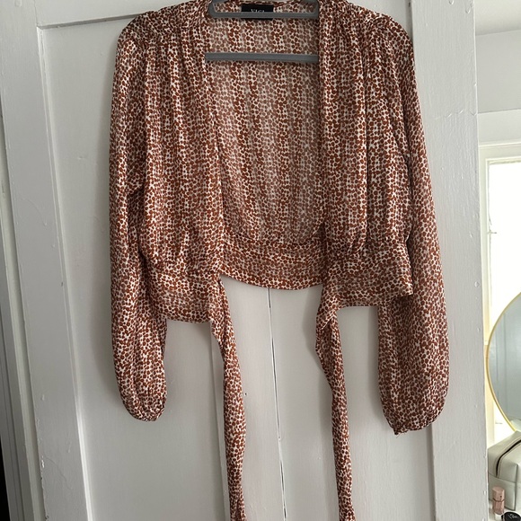 Two piece set - Picture 2 of 3